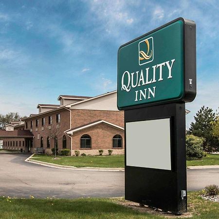 Quality Inn Durand Bagian luar foto