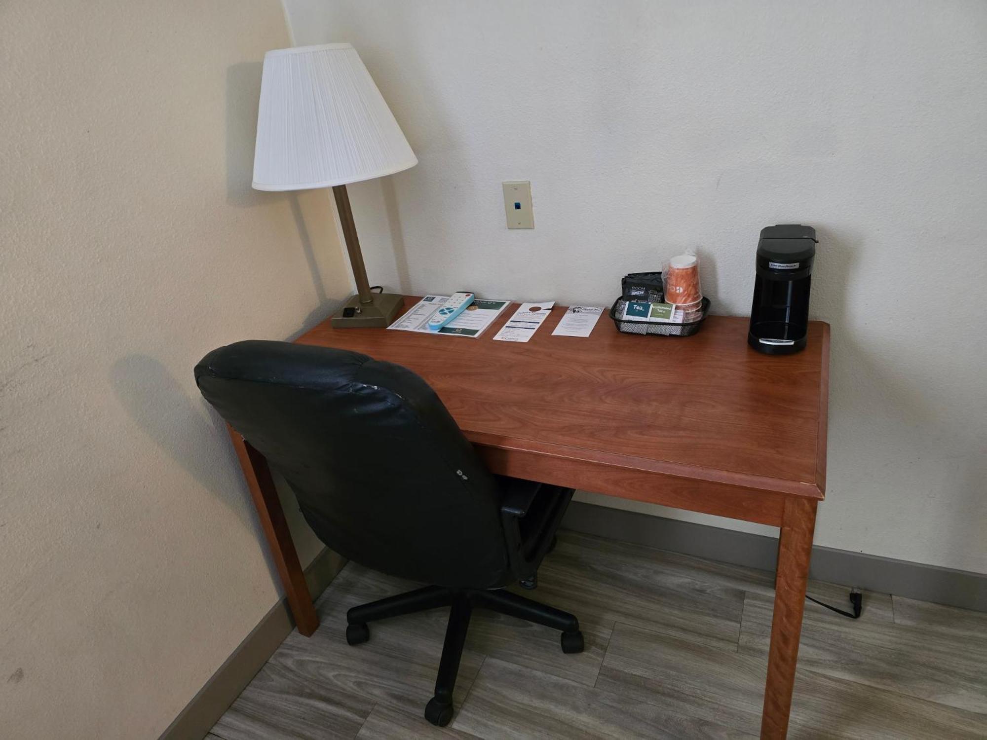 Quality Inn Durand Bagian luar foto